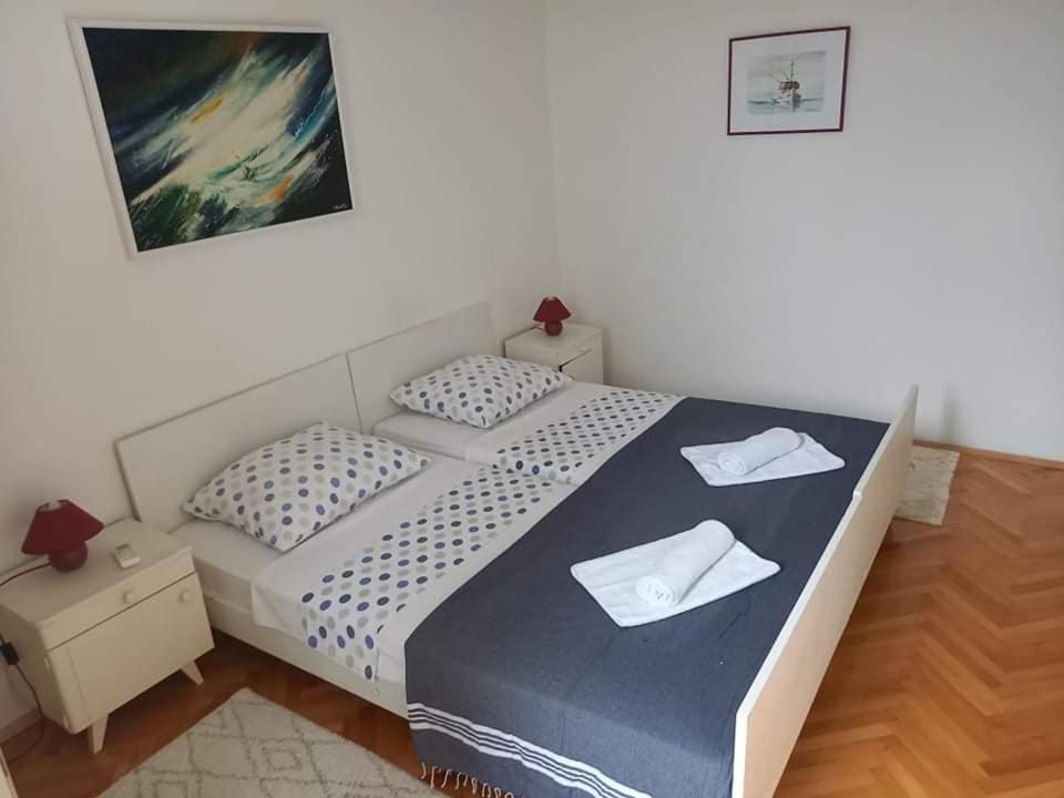 Ferienwohnung Studio Darija For 2 Persons S Terasom Wi-Fi & Parking Makarska Exterior foto